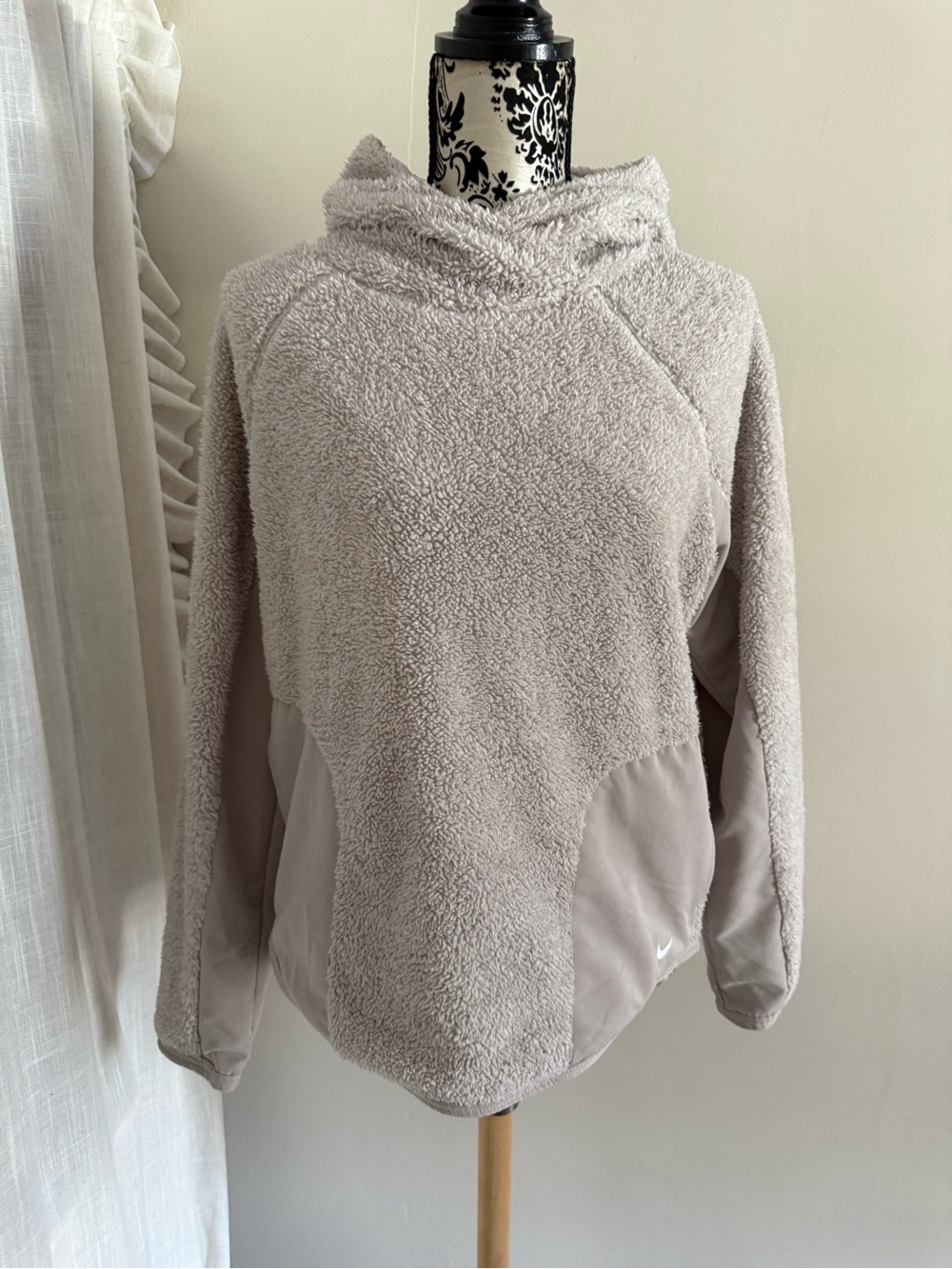 Nike Sherpa Fleece Pullover